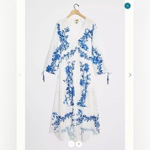 Farm Rio Emmanuelle dress size medium NWT